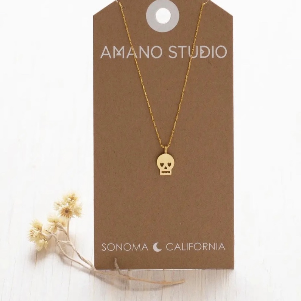COPY - Delicate Skull Necklace